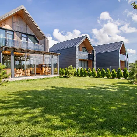 Cohost I 2bd With Private Terrace Palanga