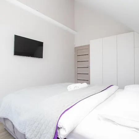 Cohost I 2bd With Private Terrace 4*