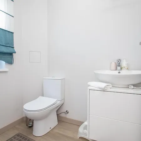 Cohost I 2bd With Private Terrace 4* Palanga