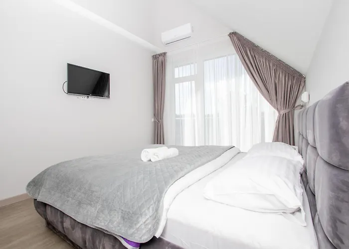 Apartment Cohost I 2bd With Private Terrace *