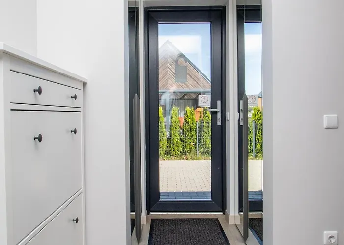 Cohost I 2bd With Private Terrace